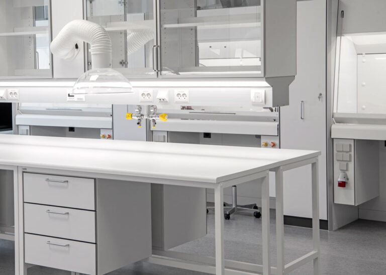 Extraction arms for The Technical University of Denmark (DTU)
