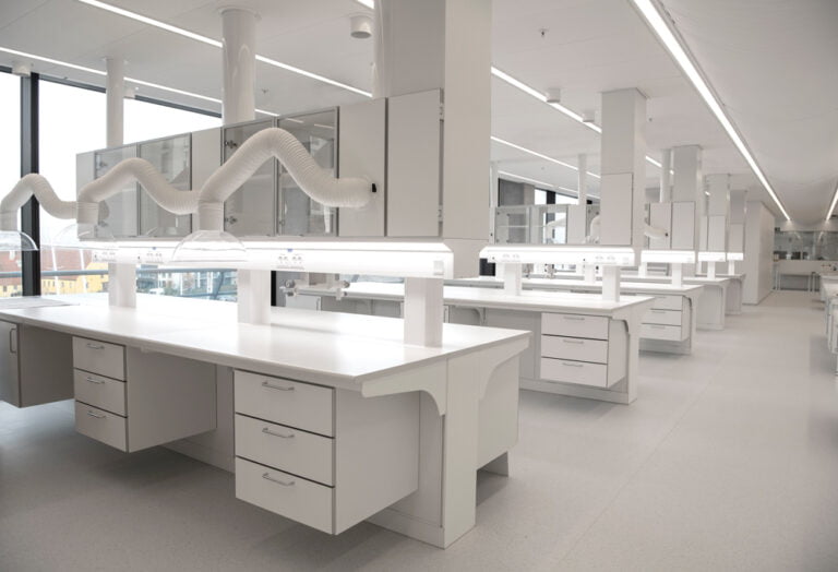 Punktsug til Ferring Pharmaceuticals